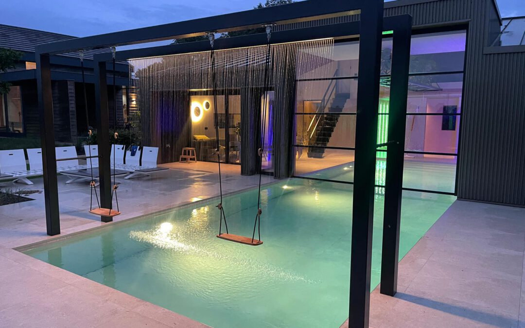Luxe Poolhouse